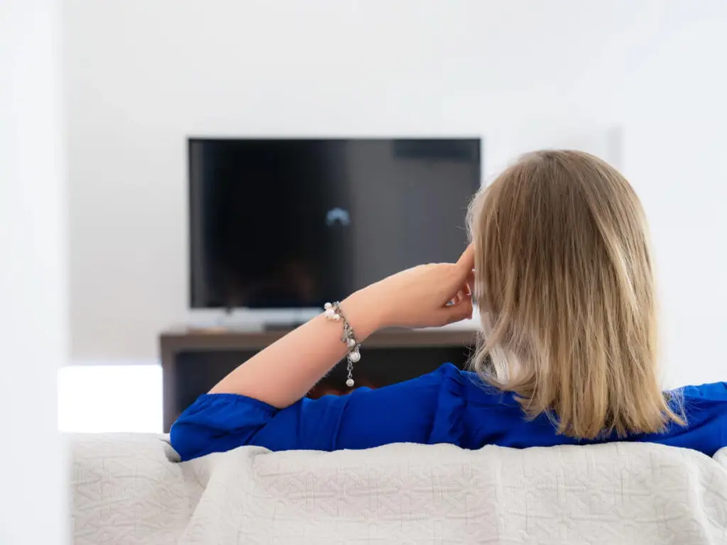 The Zero-Buffering TV The Zero-Buffering TV